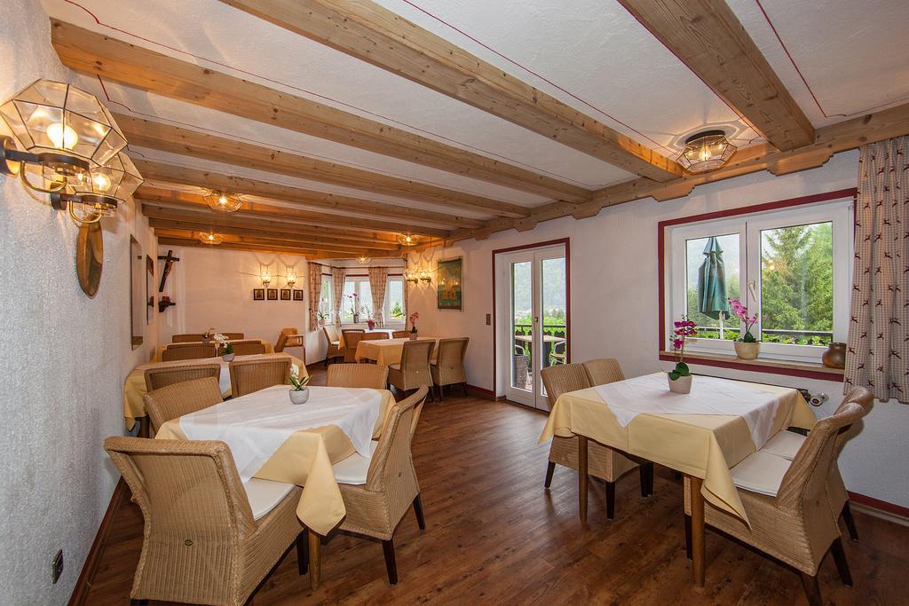 Gaestehaus Laerchenhang Mittenwald Exterior photo